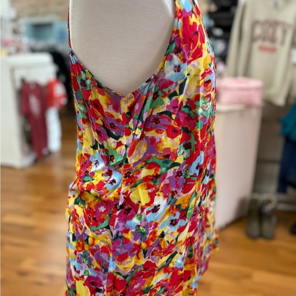 Cabi Colorful Abstract Floral Sleeveless Blouse Size Medium - Picture 3 of 6